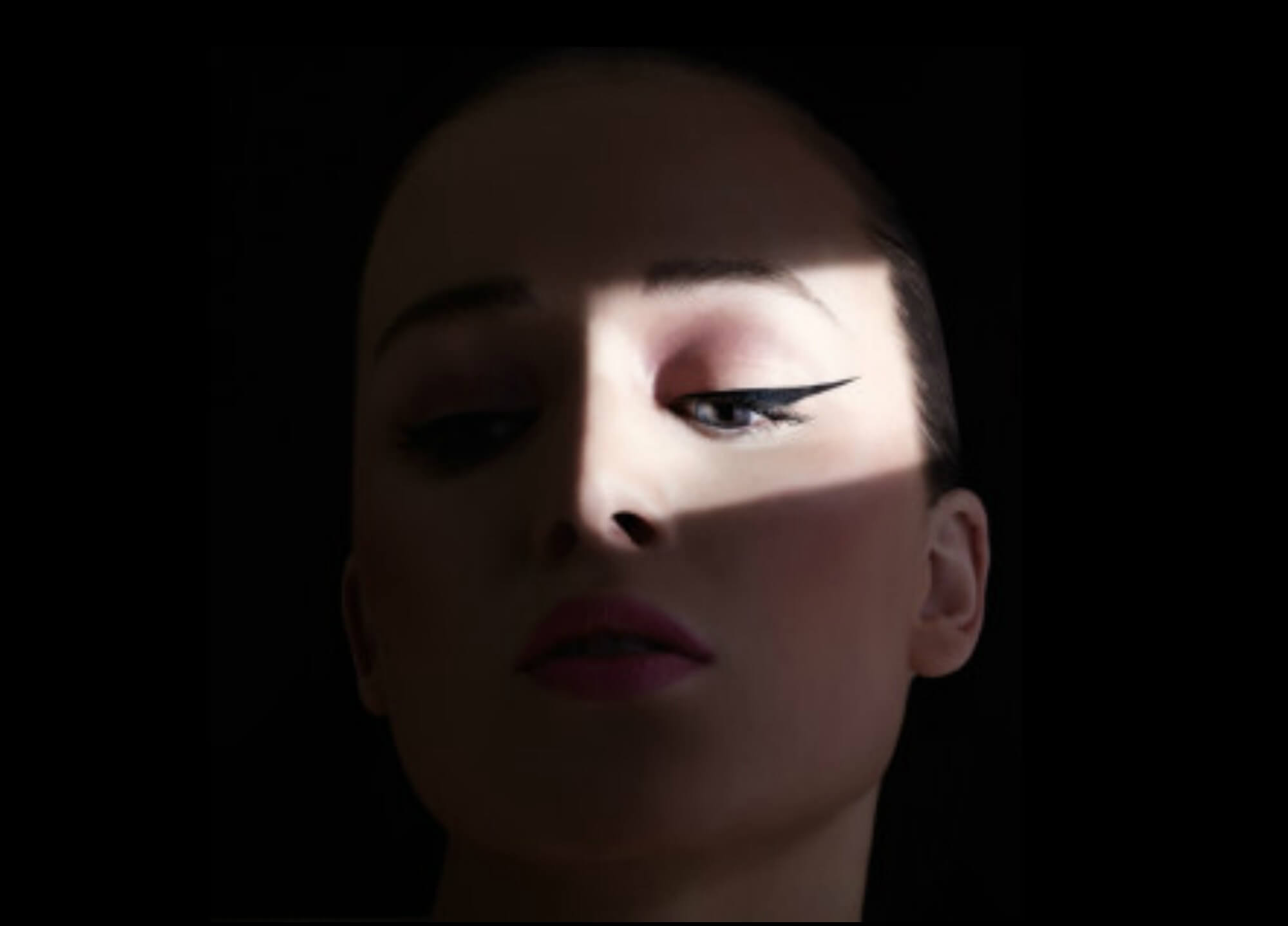 Three Tricks to Keep Eyeliner From Smearing Three Tricks to Keep Eyeliner From Smearing